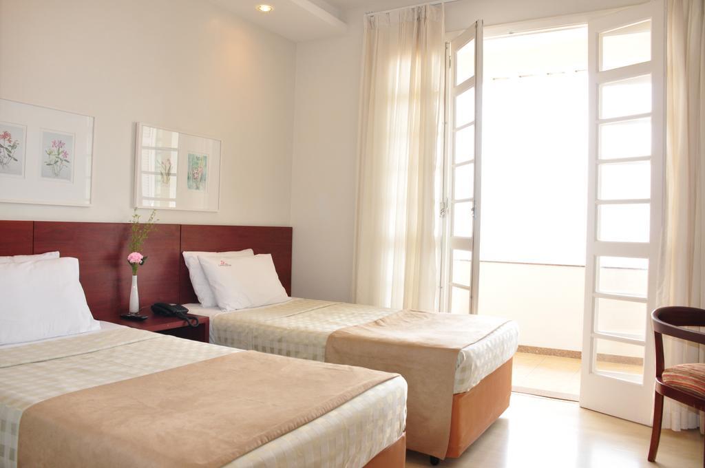 Hotel Rio Lancaster